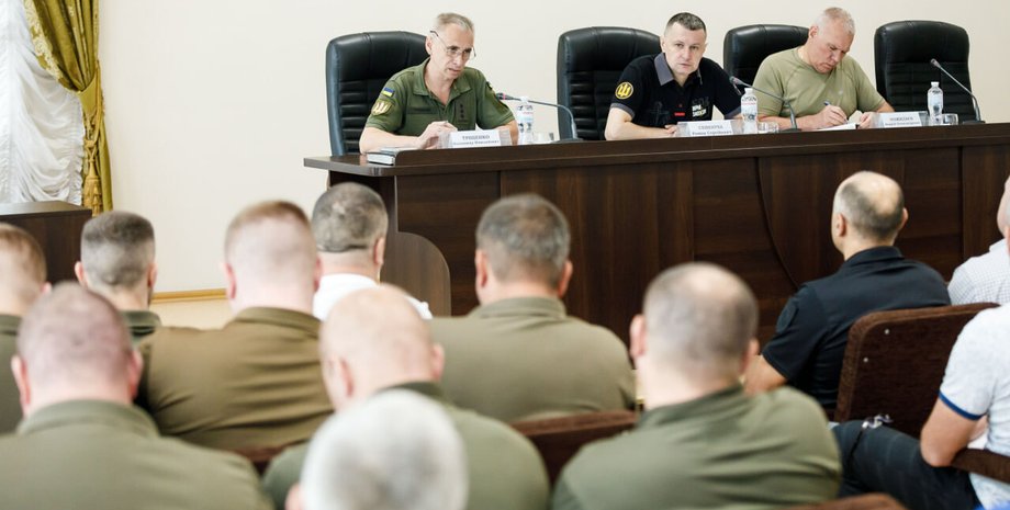 совещание, Харьковская ОВА