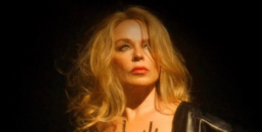 Кайлі Міноуг, Кайлі Міноуг новий альбом, кайлі міноуг Tension, іван фролов, сукня від frolov, обкладинка альбому