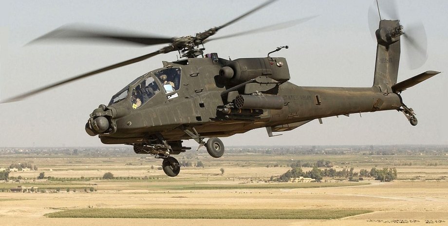 боевой вертолет AH-64D армии сша в полете