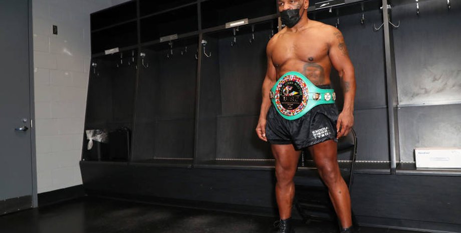 Бокс, Майк Тайсон, Тайсон Фьюри, Холифилд, Ленокс Льюис