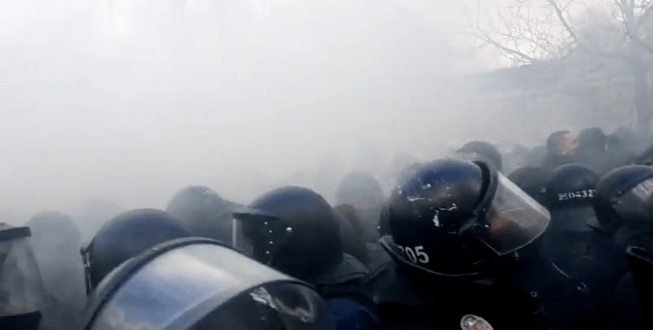 акция в поддержку рифмастера, протест возле шевченковского суда
