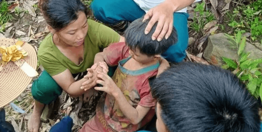 Мальчик 5 дней выживал в лесу, потерялся в лесу, играл рядом с ручьем, ел листья, настоящее чудо, ребенок выжил в лесу