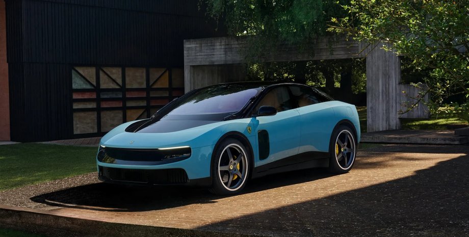новий Ferrari Luce
