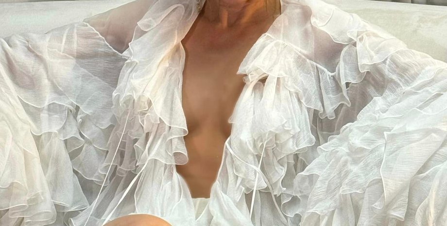 Дженнифер Лопес, Мехико, премьера