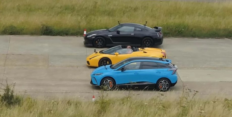 Nissan GT-R, Lamborghini Gallardo, MG 4 XPower, Заезд, Гонки, Авто, Автомобили, Суперкары, Видео