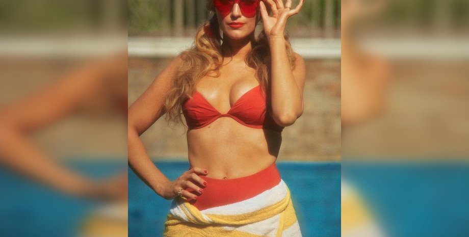 Блейк Лайвли, Райан Рейнольдс, блейк лайвли купальник