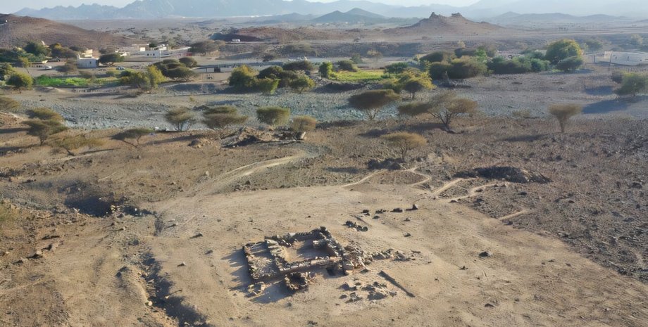 Оман, археологи, археология, раскопки, история, культура, торговля, инструмент, музыка, тарелки, ритуал