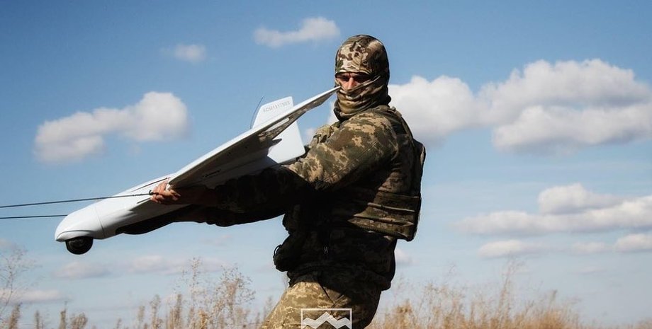 Боєць ЗСУ, БПЛА, дрон, військовий, війна в Україні, фоото