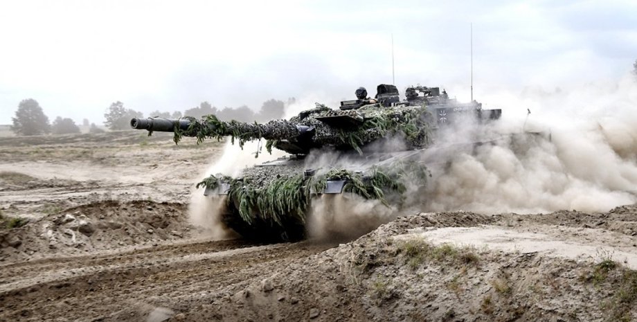 Leopard 2 з комплексом активного захисту