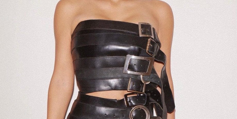 Ким Кардашьян, Ким Кардашьян стиль, Ким Кардашьян образы, платье из ремней, необычные платья, Balenciaga