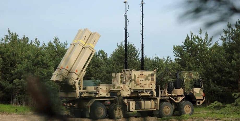 ЗРК IRIS-T, зенитный ракетный комплекс, ПВО, Германия, война в Украине