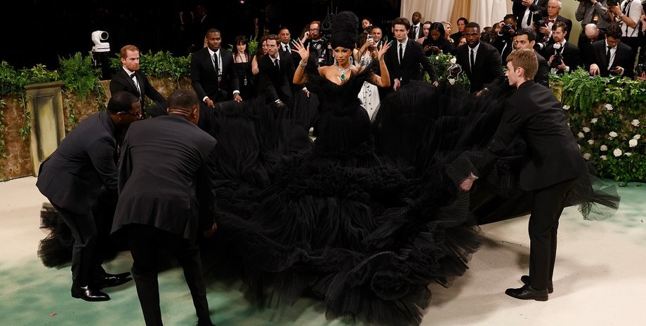 карди би, черное платье, мет гала 2024