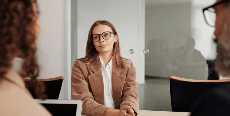 каких людей никогда не берут на работу