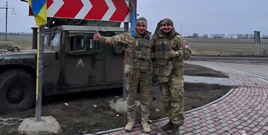 Новый год и ВСУ, 22 бригада елка, 22 бригада Суджа, 22 бригада курская область, 22 бригада новый год, 22 бригада фото, 22 ОМБр фото нови год