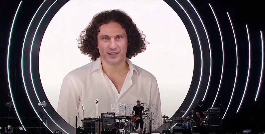 кузьма скрябин голограмма концерт ко дню независимости