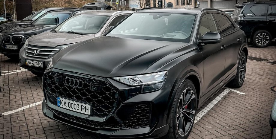 Audi RS Q8 Performance, Audi RS Q8, новый Audi RS Q8, новый Audi RS Q8, кроссовер Audi