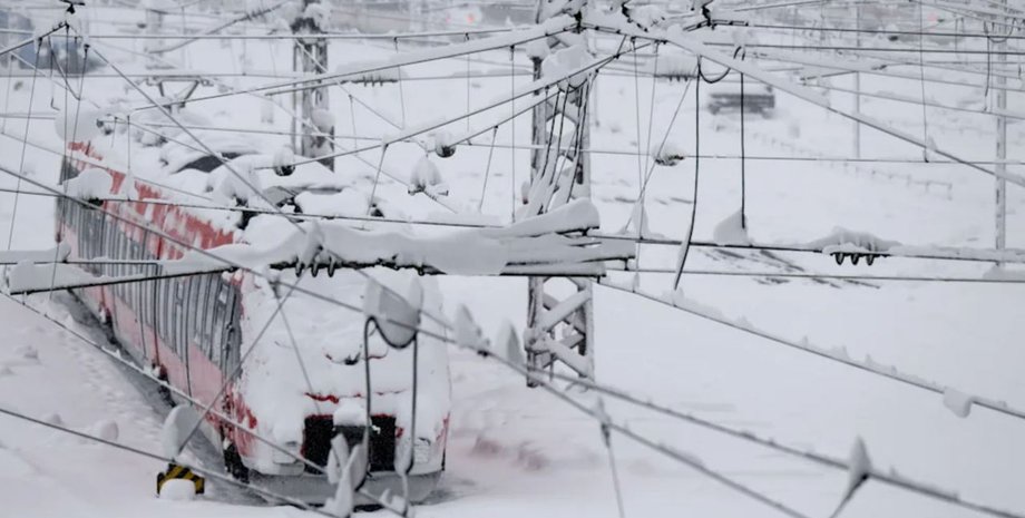 снігопад у Німеччині, транспортний колапс, різдвяний ярмарок, аеропорт, Мюнхен, гірськолижний курорт