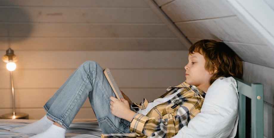 досуг украинцев, сколько читают украинцы, сколько читают украинские дети, украинский книжный рынок, украинский книжный рынок