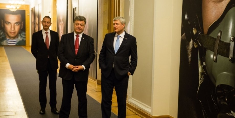 Петр Порошенко и Стивен Харпер / Фото пресс-службы главы государства