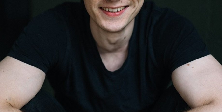 Дмитрий Олейник