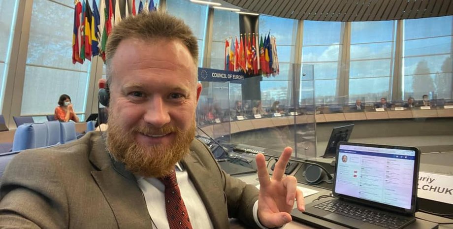 Юрий Камельчук, камельчук, слуга народа, слуга камельчук, коронавирус, спикер по COVID-паспортам, пасе, спикер камельчук