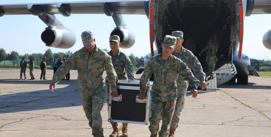 Китайские солдаты в Беларуси