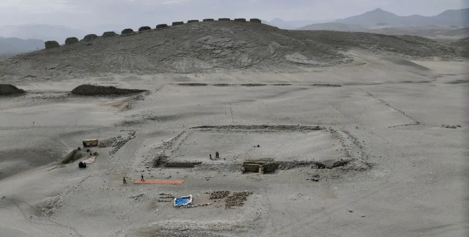 Сооружение древнее знаменитых Тринадцати башен