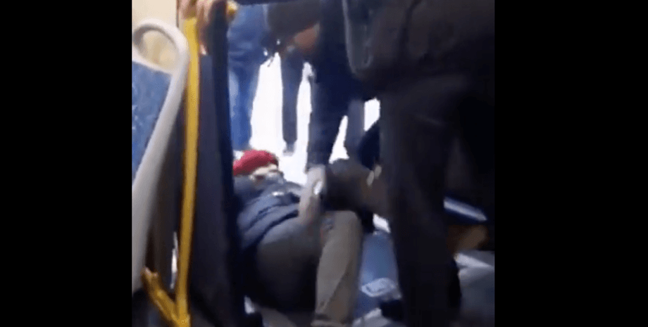 Жінка критикувала війну в Україні