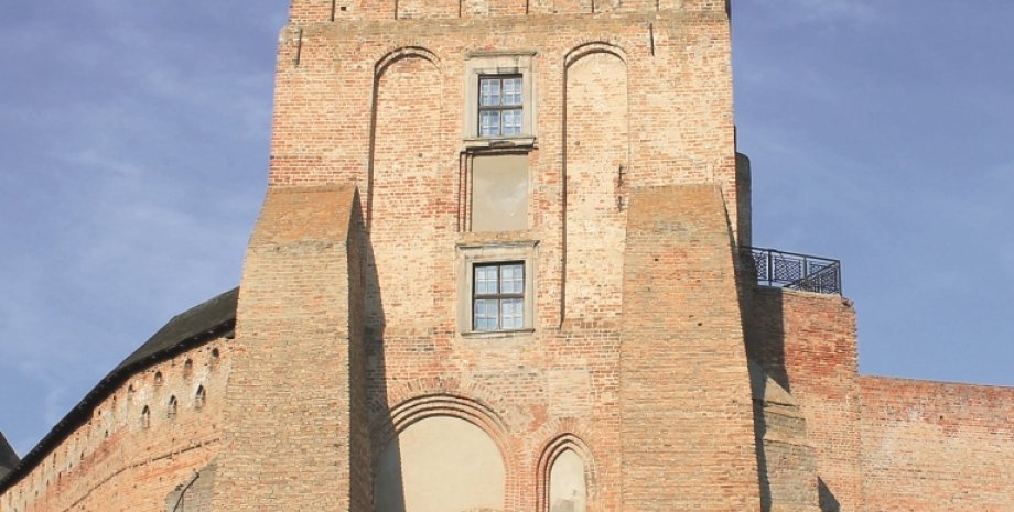 Въездная башня Любарта