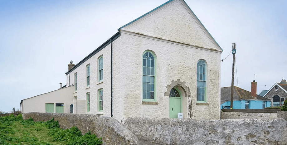 Стару каплицю хочуть перетворити на дім для багатіїв: у громаді спалахнула "війна"