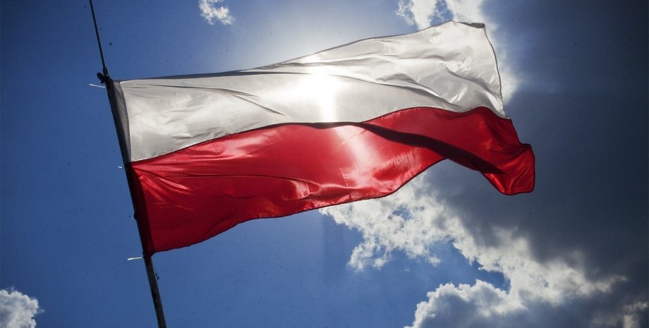 Польща, Україна, заробітчани, зарплата, міграція, Сейм, закон