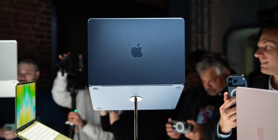 Бюджетний MacBook Neo