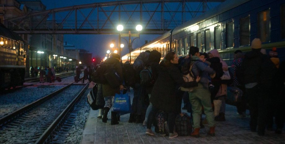 более полумиллиона человек выехали из Киева в январе 2026 года Блэкаут Киев Кличко The Times