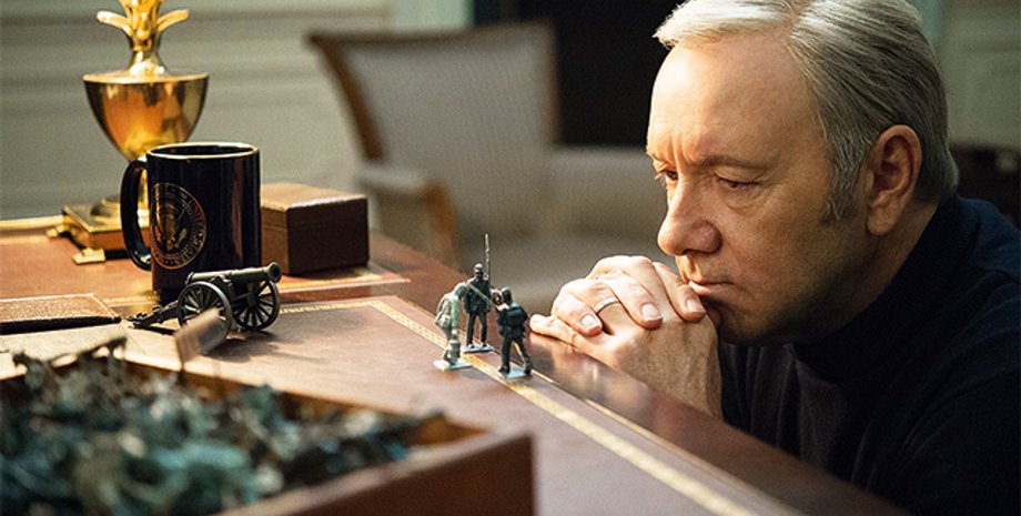 Кадр из сериала "Карточный домик"