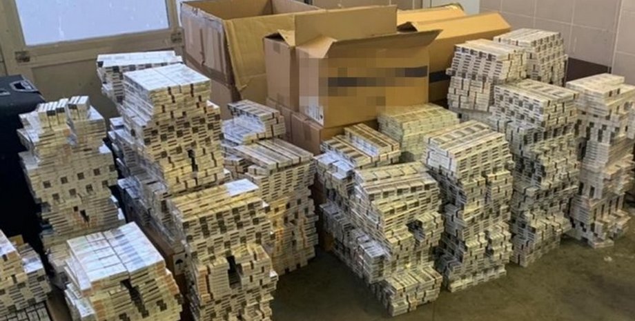 СБУ, контрабанда, золото, сигареты, дипломаты, документы