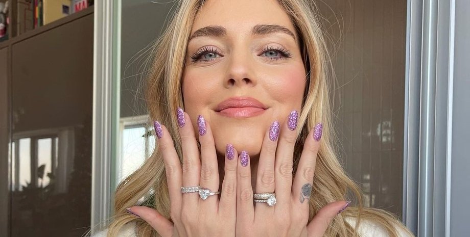 Кьяра Ферраньи 2022, модный маникюр 2022