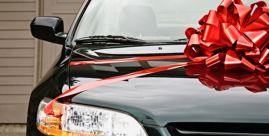 авто в подарунок, подарунок на Новий Рік, Новий рік, кращі авто