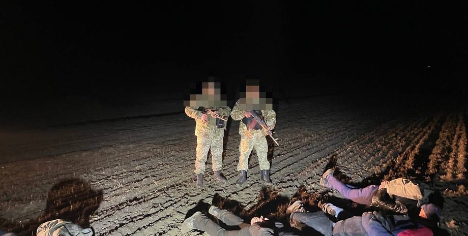 пограничники, Одесская область, граница с Молдовой, МВД, военное положение, запрет на выезд за границу