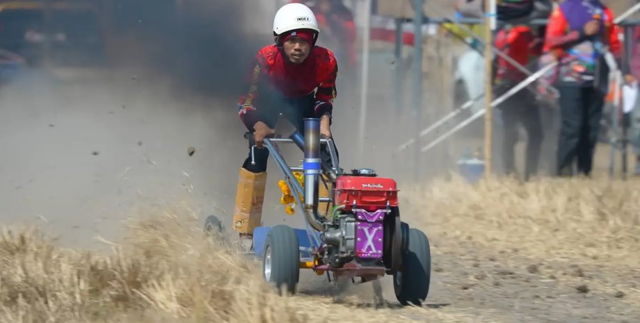 Гонки, Гонки на мотоблоках, Таиланд, Соревнования, Фермеры, Сельское хозяйство, Видео