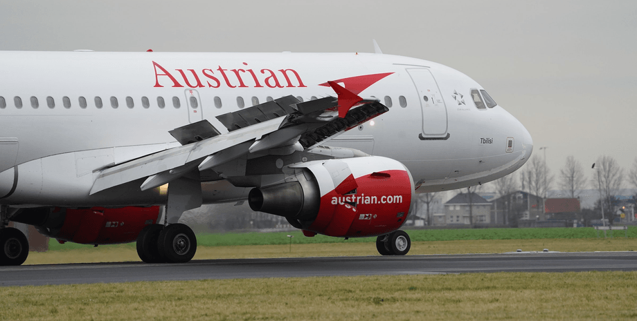 Літак, Austrian Airlines, аеропорт, злітна смуга, турбіна