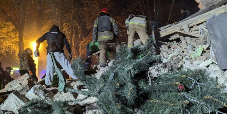 Według władz lokalnych w Dnieper 65 domów pozostało bez ciepła. Szkoły również z...