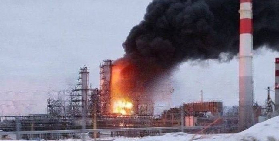 пожежа, вогонь, НПЗ Лукойл