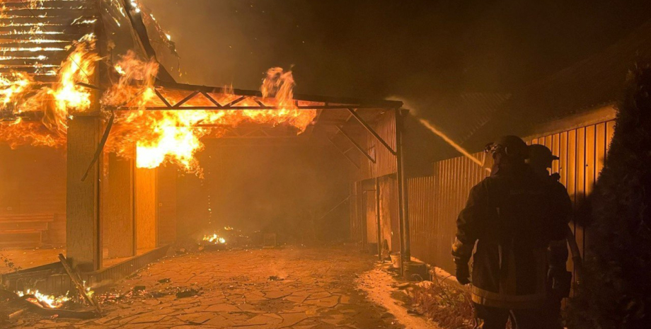 Nach Angaben von Journalisten steht die Ukraine jetzt mit starken Zählerwinden k...