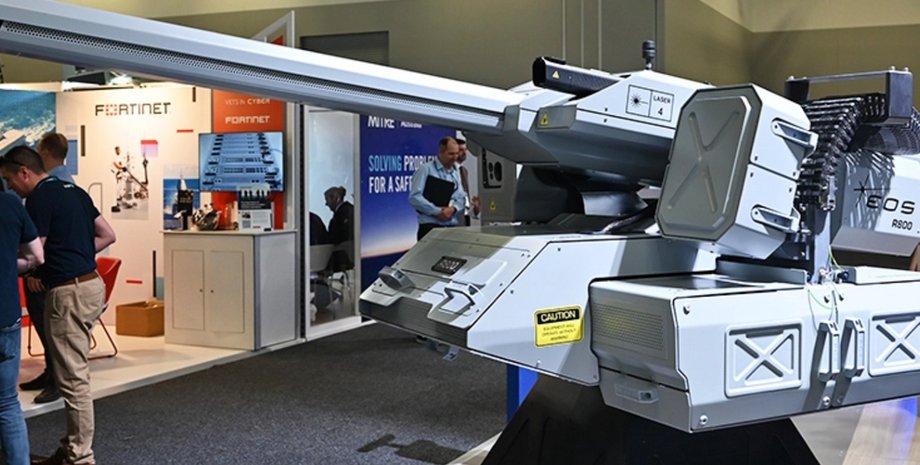 лазер Dazzler, лазерное оружие, лазерная пушка