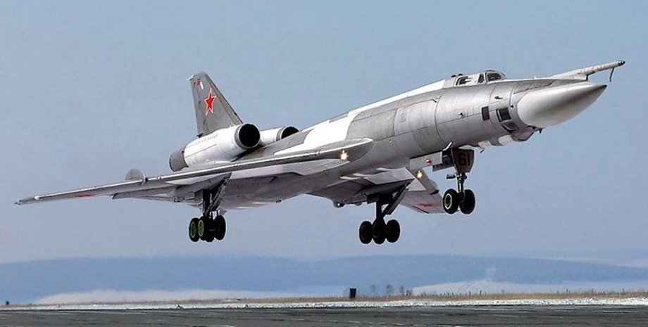 самолет Ту-95