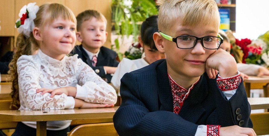 школярі в Україні фото