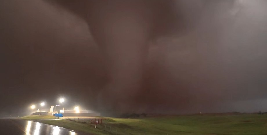 торнадо енід оклахома база венс