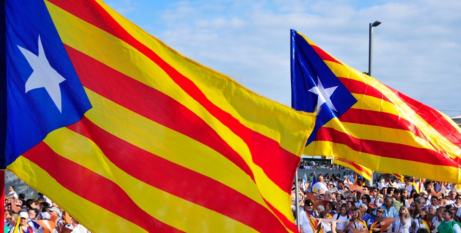 Фото: Флаг Каталонии/Испания по-русски