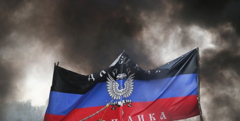 Флаг "ДНР" / Фото: Getty Images