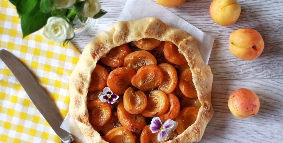 галета з абрикосами, впечка, рецепт галети з абрикосами, абрикосова галета рецепт